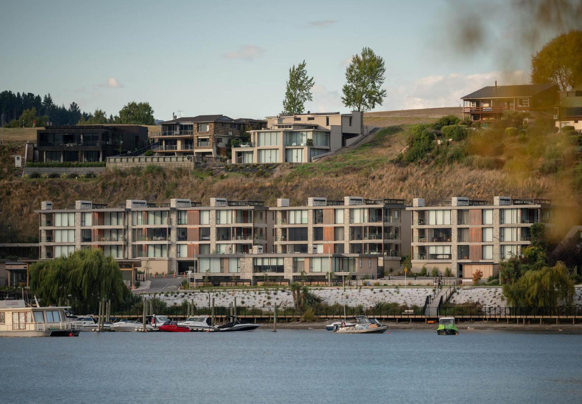 Marina Terrace Apartments, Wanaka Extérieur photo